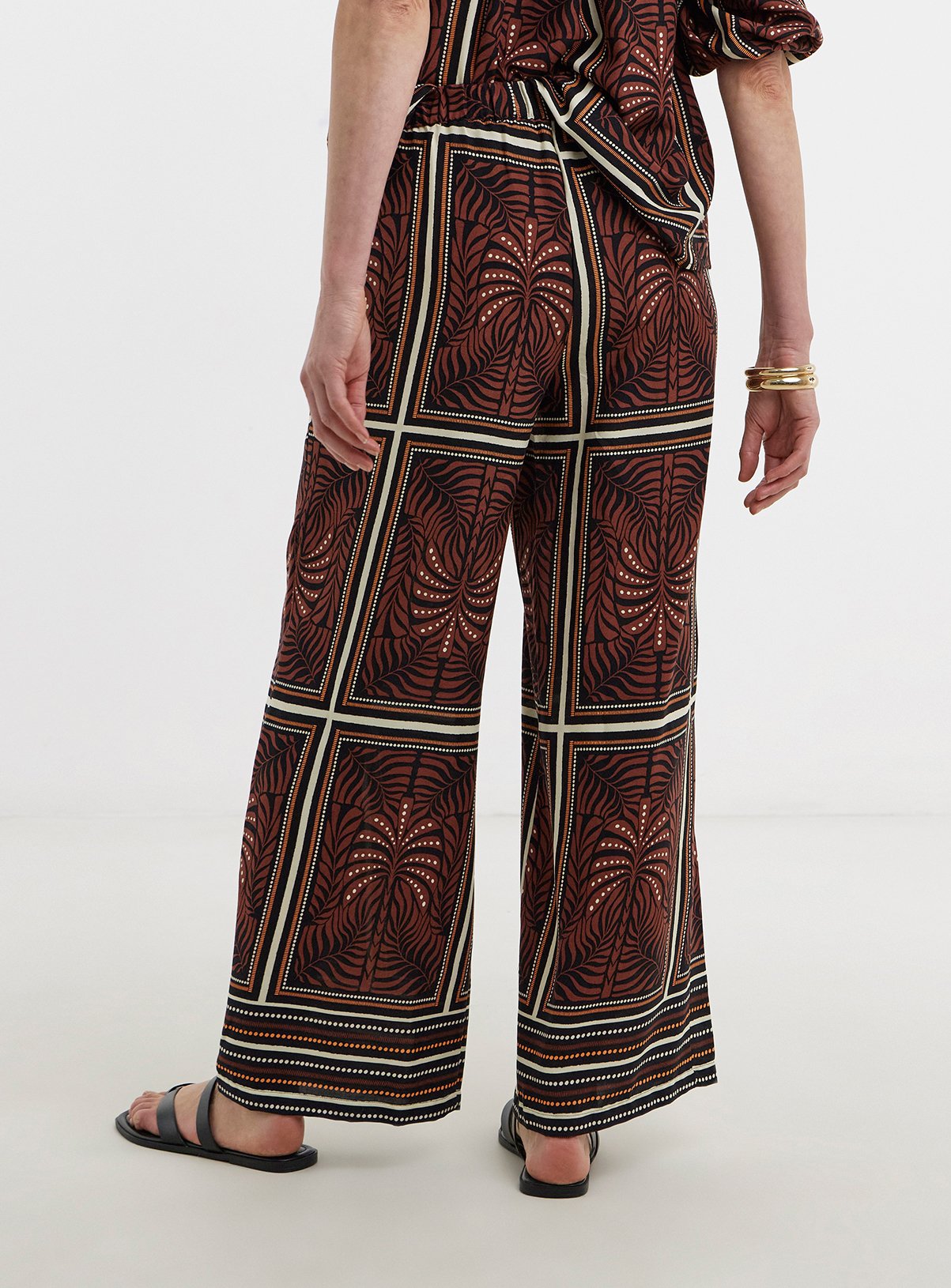 JD WILLIAMS Spun Viscose Wide Leg Trouser Brown Print 22 - Image 2 thumbnail